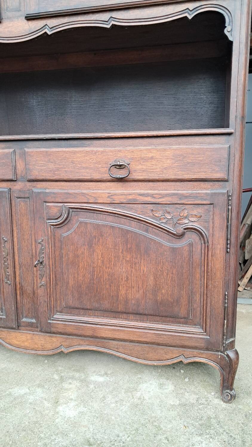 Louis XV two-body buffet