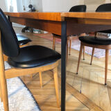 Large vintage extendable wooden dining table – 140 to 224 cm