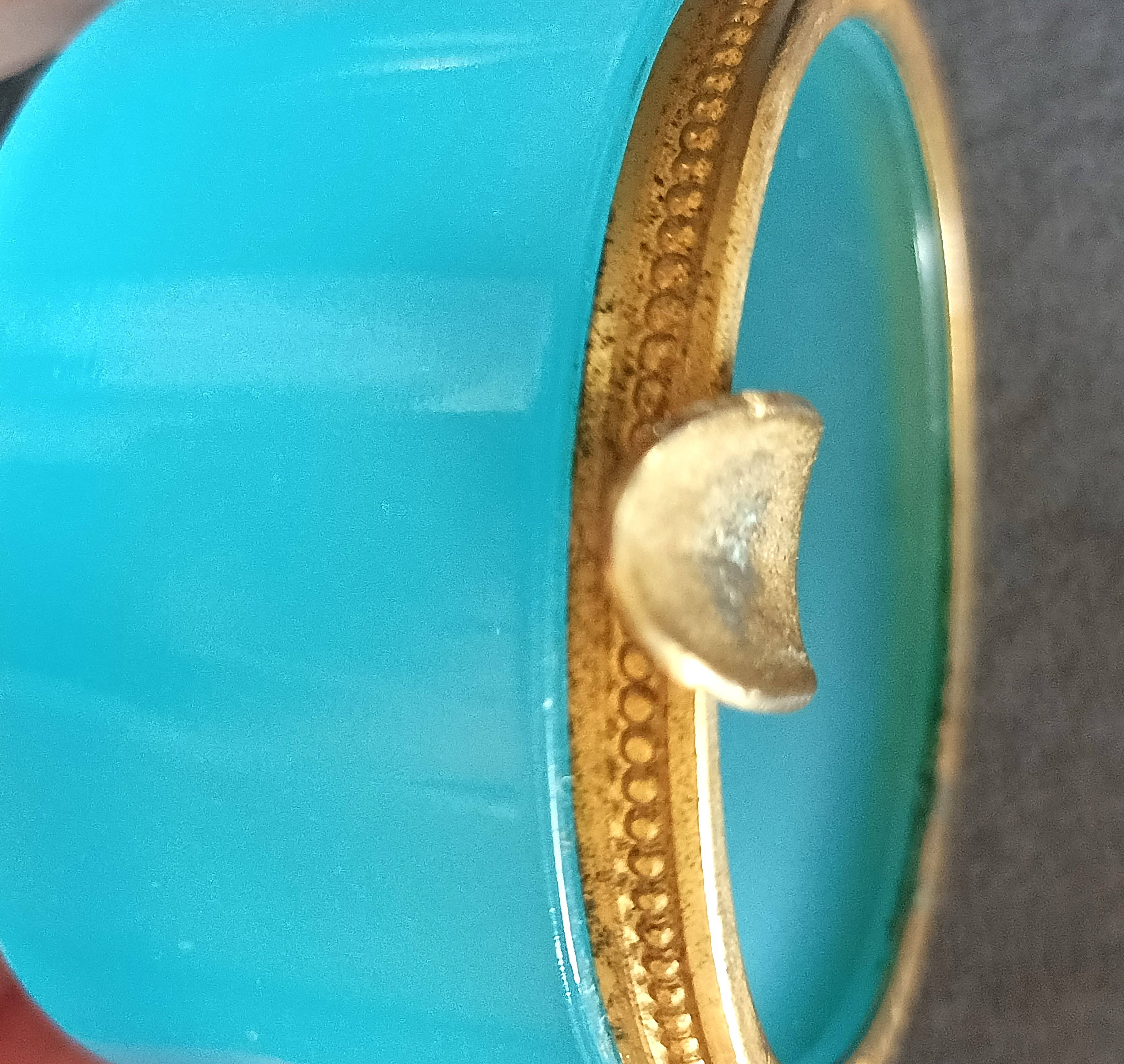 Paire de cendriers V.N.C. « Opaline de Venise »–Murano, Italie, années 1970
