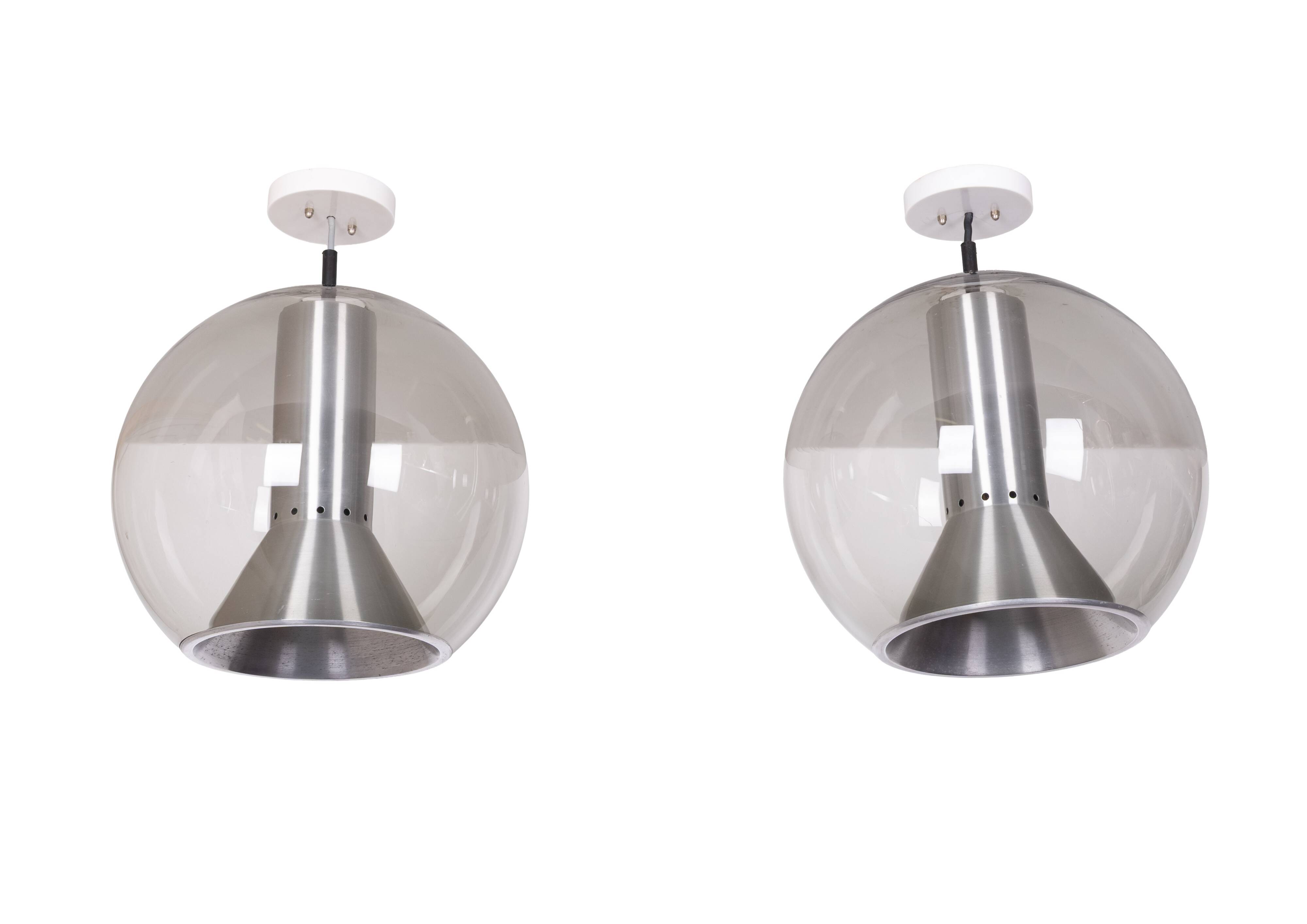 Raak Amsterdam Frank Ligtelijn Globe Pendants 1960s Dutch