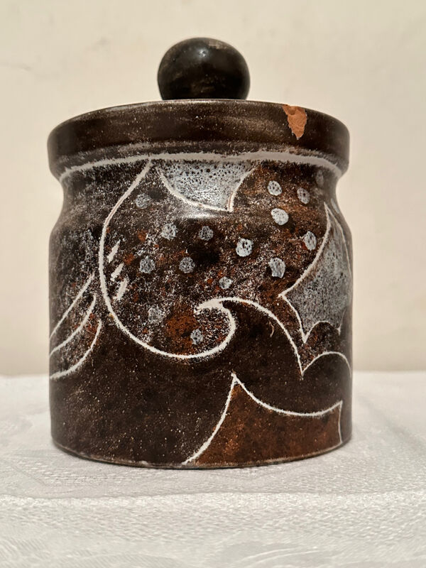 Grand pot à couvercle en céramique par Bernard Buffat
