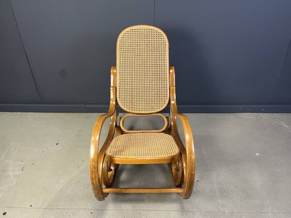 Chaise à bascule vintage en bois courbé, années 1960
