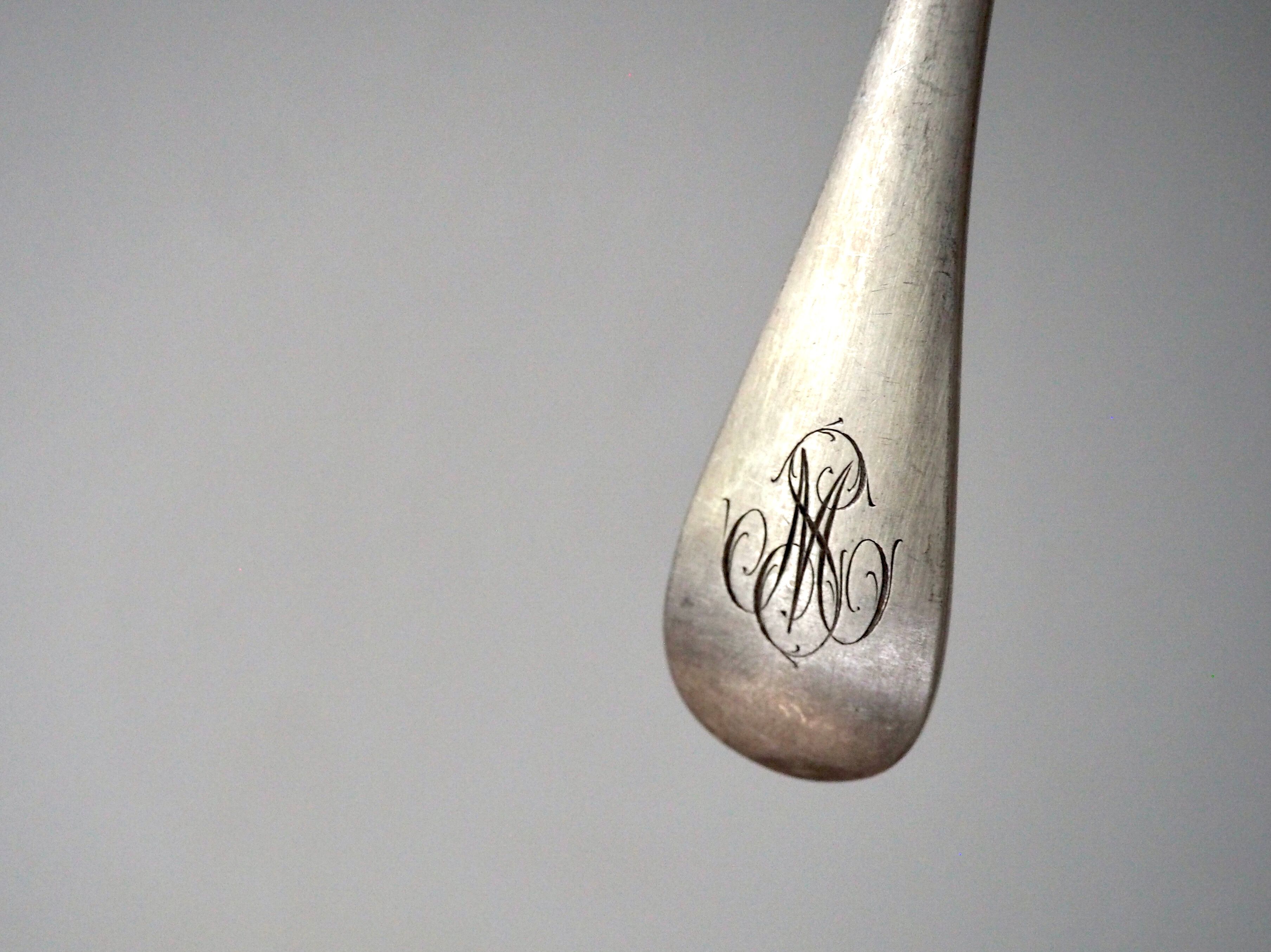 Set de 6 cuillères en argent Cailar-Bayard, monogrammées MS