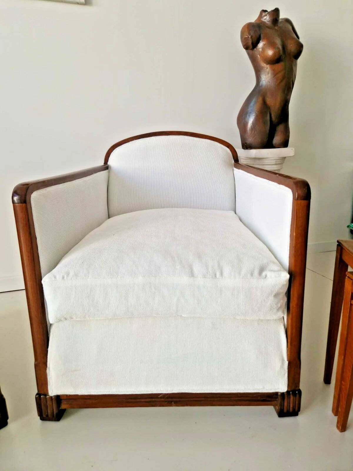 Pair of Large White Art Deco Armchairs 1950s Mid Century Modern Interior De