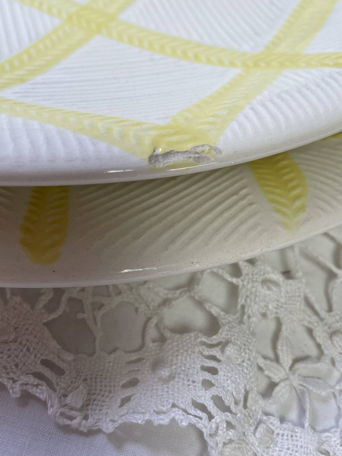 Set of 2 flat plates Salins yellow tiles diameter 24.3 cm