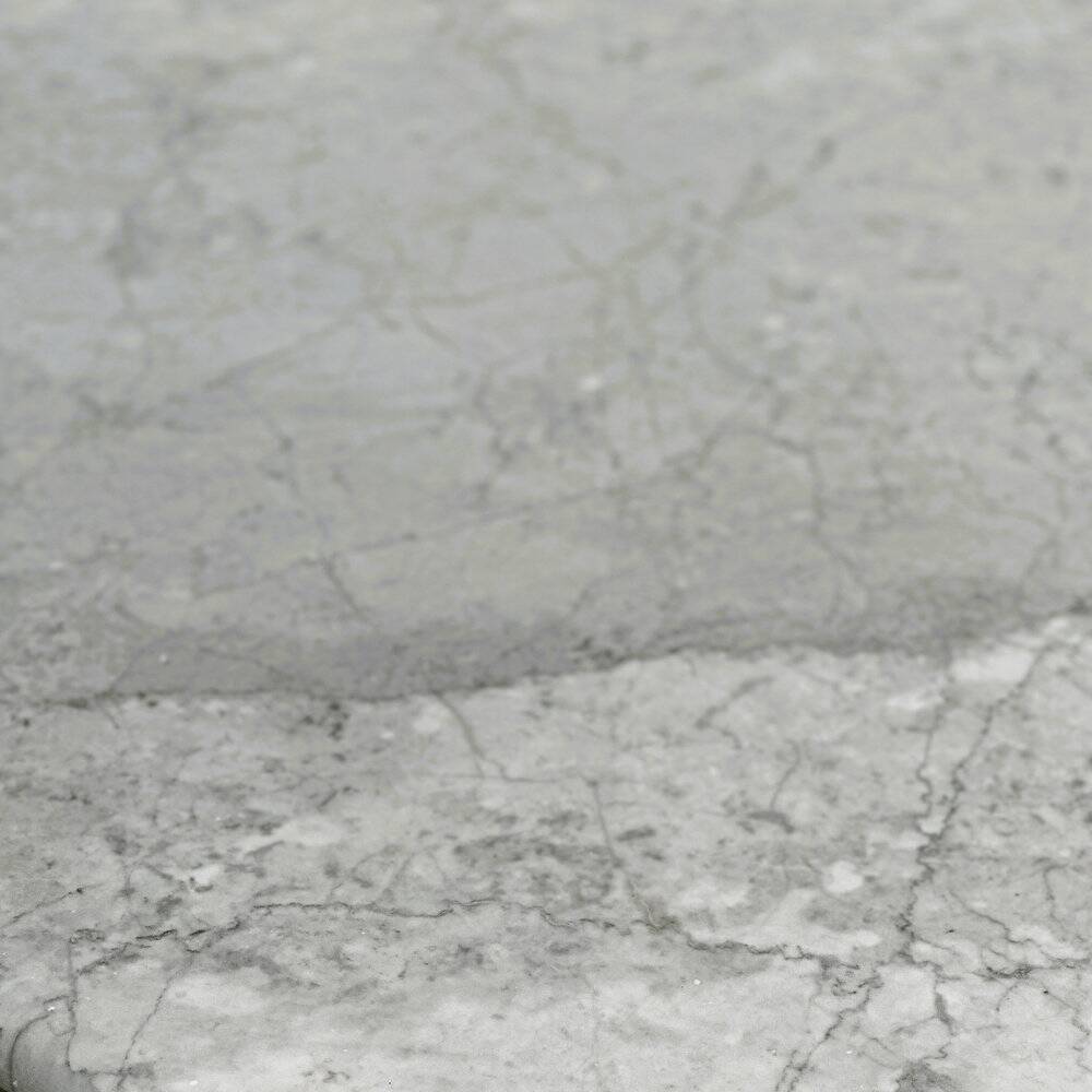 Italian postmodern scalloped Carrara marble coffee table, 1980s