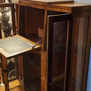 Art deco showcase bar furniture in rosewood veneer. 1930s.