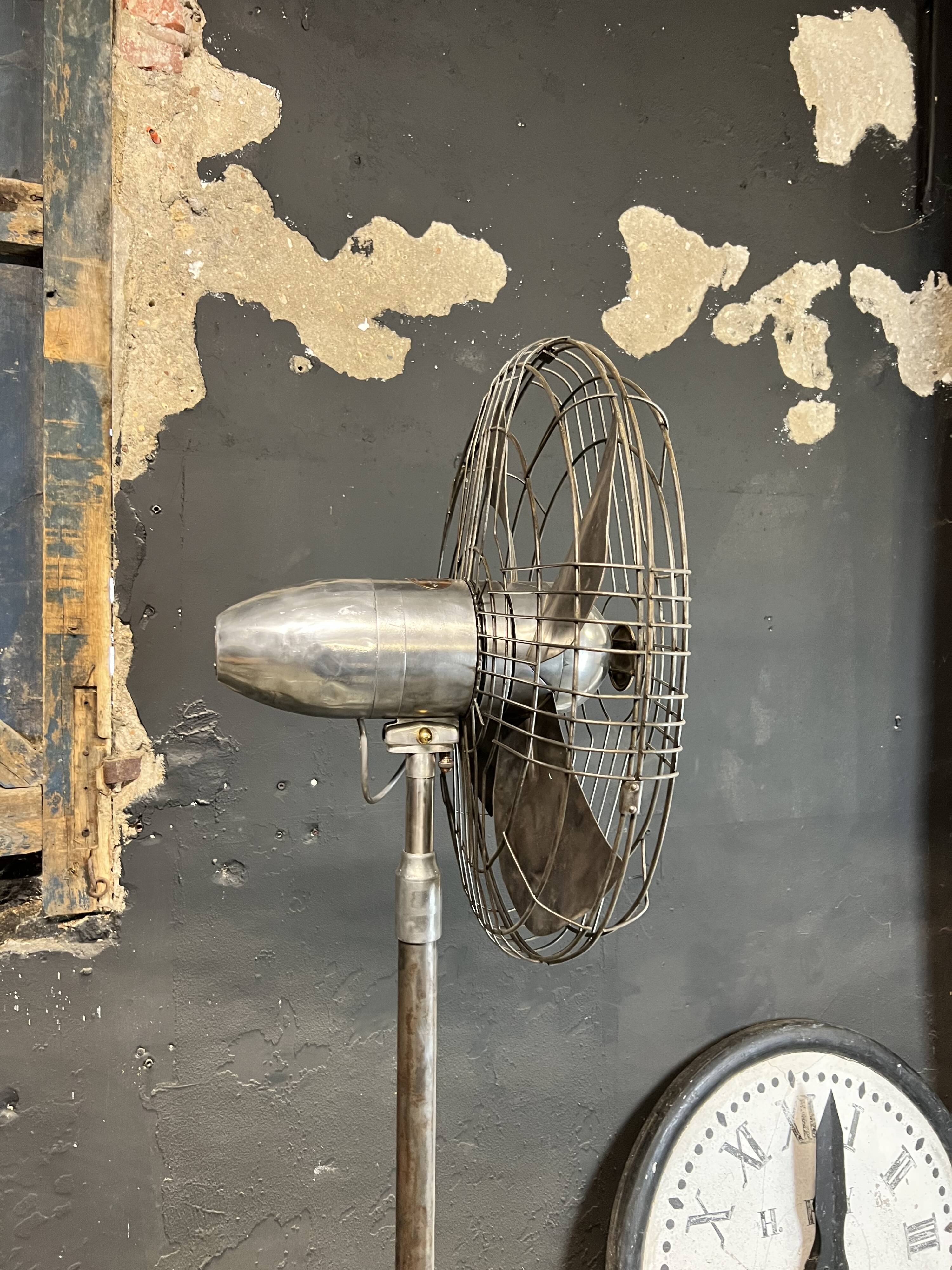 Large industrial fan General Electric England 1940
