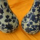 Pair of Asian porcelain vases. Blue décor.