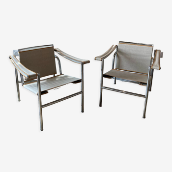 Pair of armchairs "LC1", Le Corbusier, Charlotte Perriand, Pierre Jeanneret