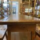 Table de ferme avec ses 2 bancs.