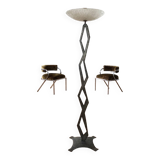 Lampadaire en fer forgé martelé vers 1940