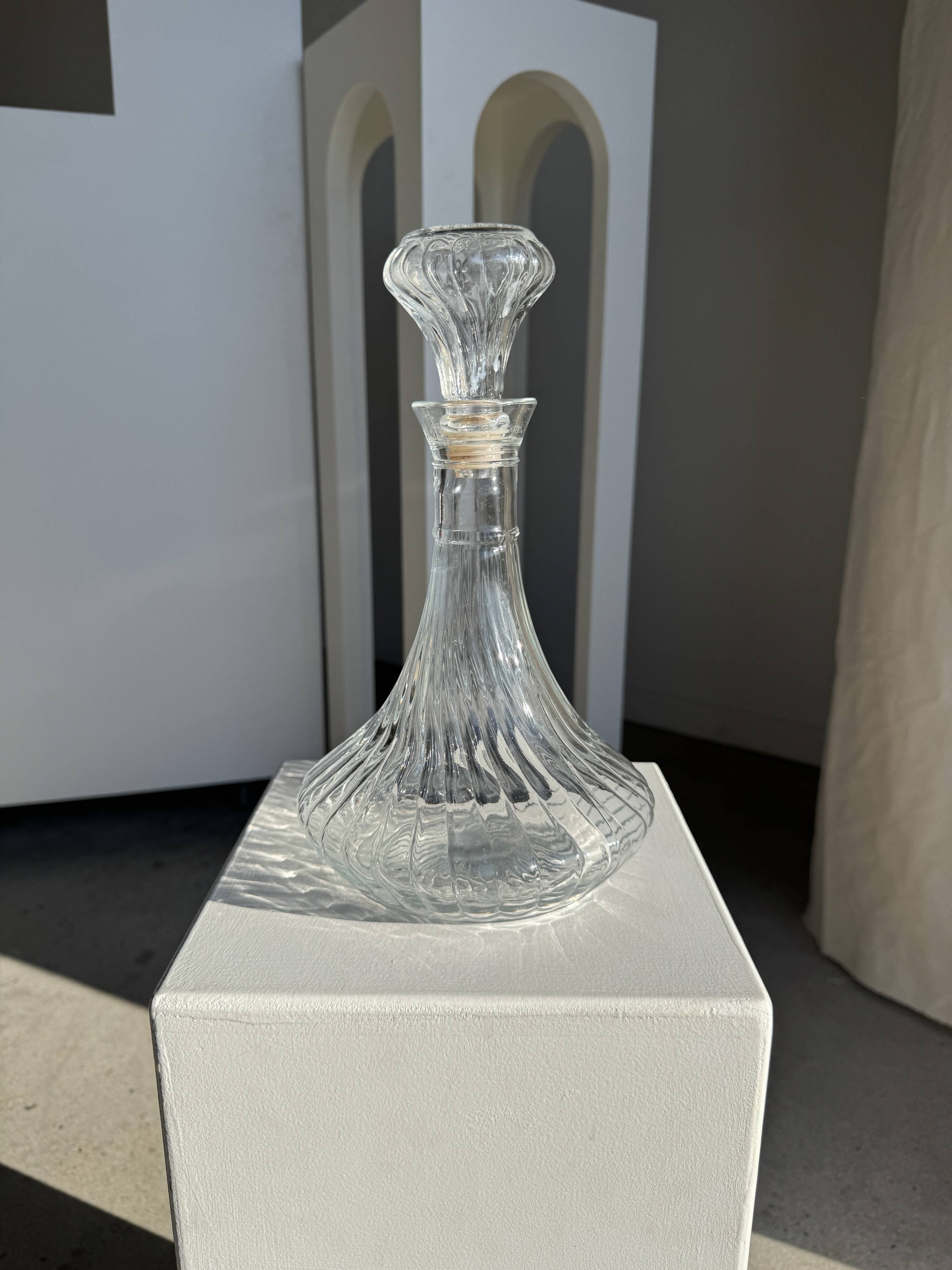 Vintage glass decanter in hot air balloon style H31 D18