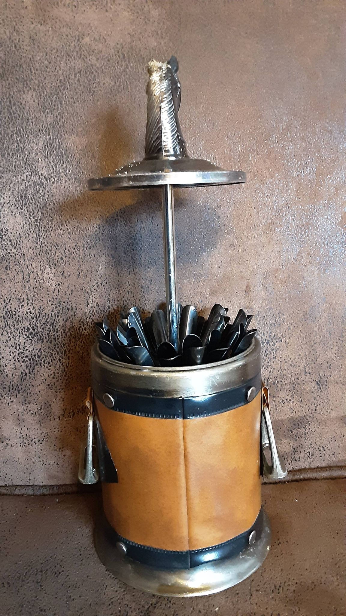 Distributeur de cigarettes vintage