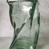 Vase design verre torsadé