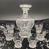 Carafe set and its glasses in fine chiseled glass