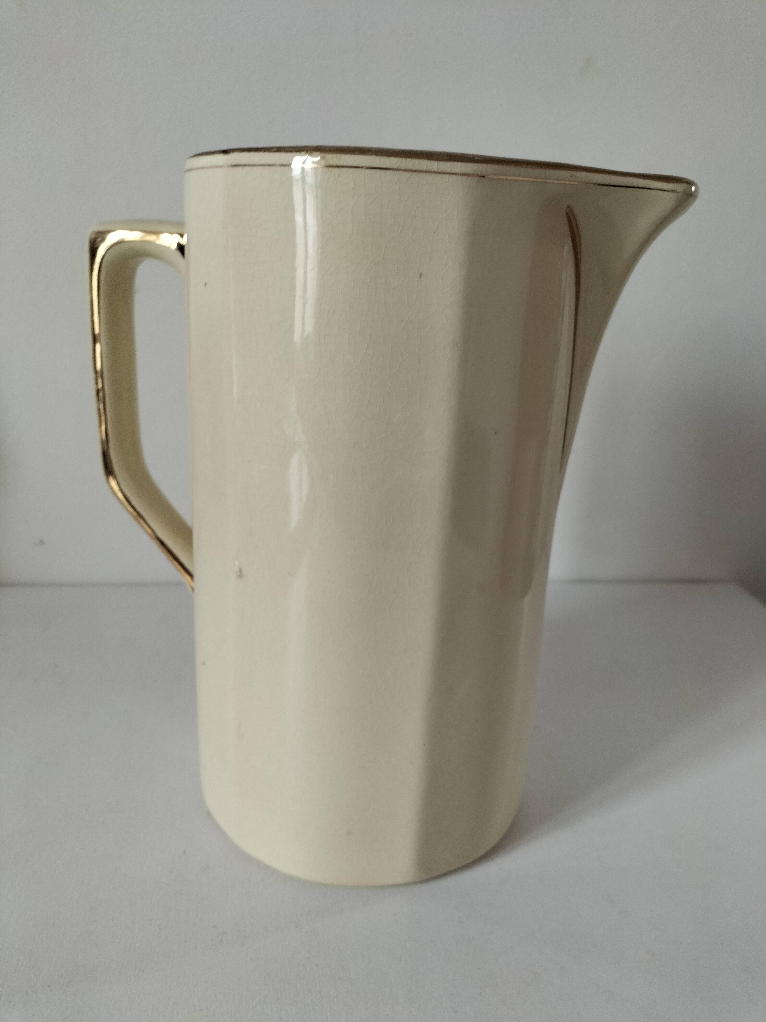 Vintage pitcher Moulin des Loups Hamage