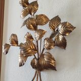Design wall lamp in gold metal