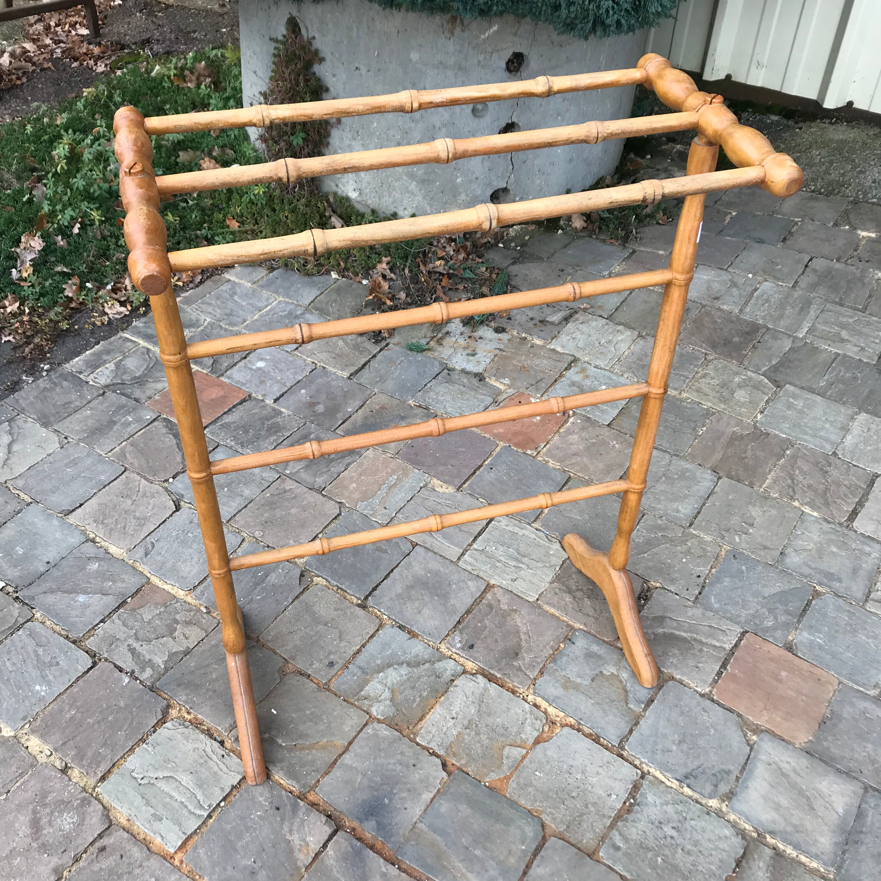 Vintage pedestal towel rack 1900