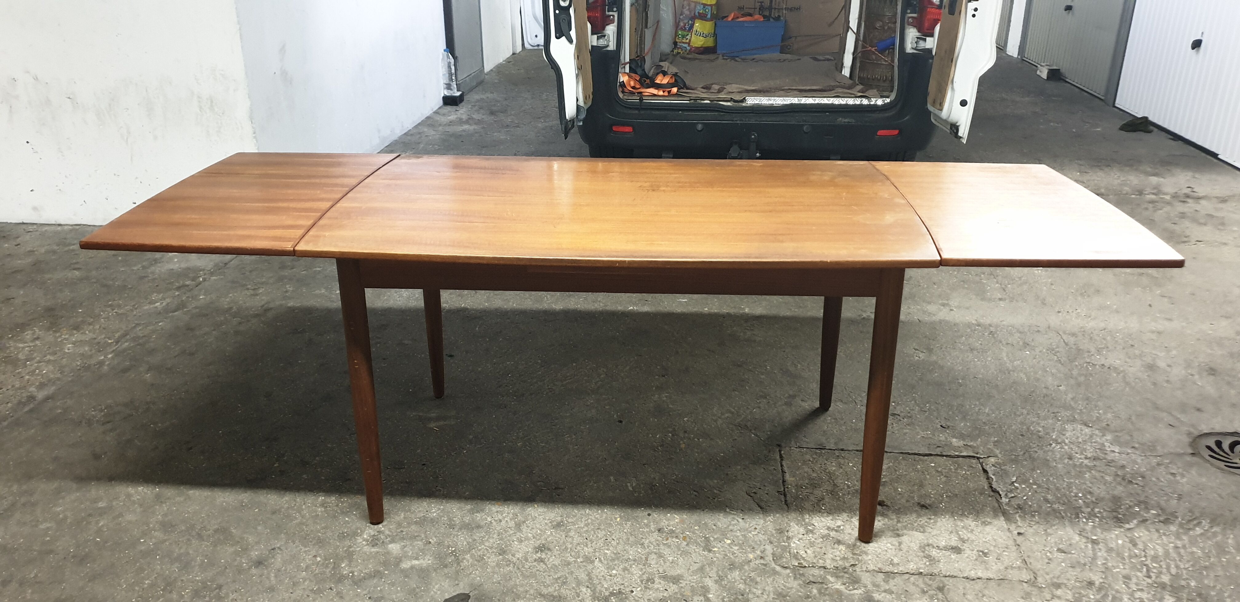 Denmark dining table