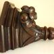 Etagère, applique murale ancienne, bois sculpté, porte statue