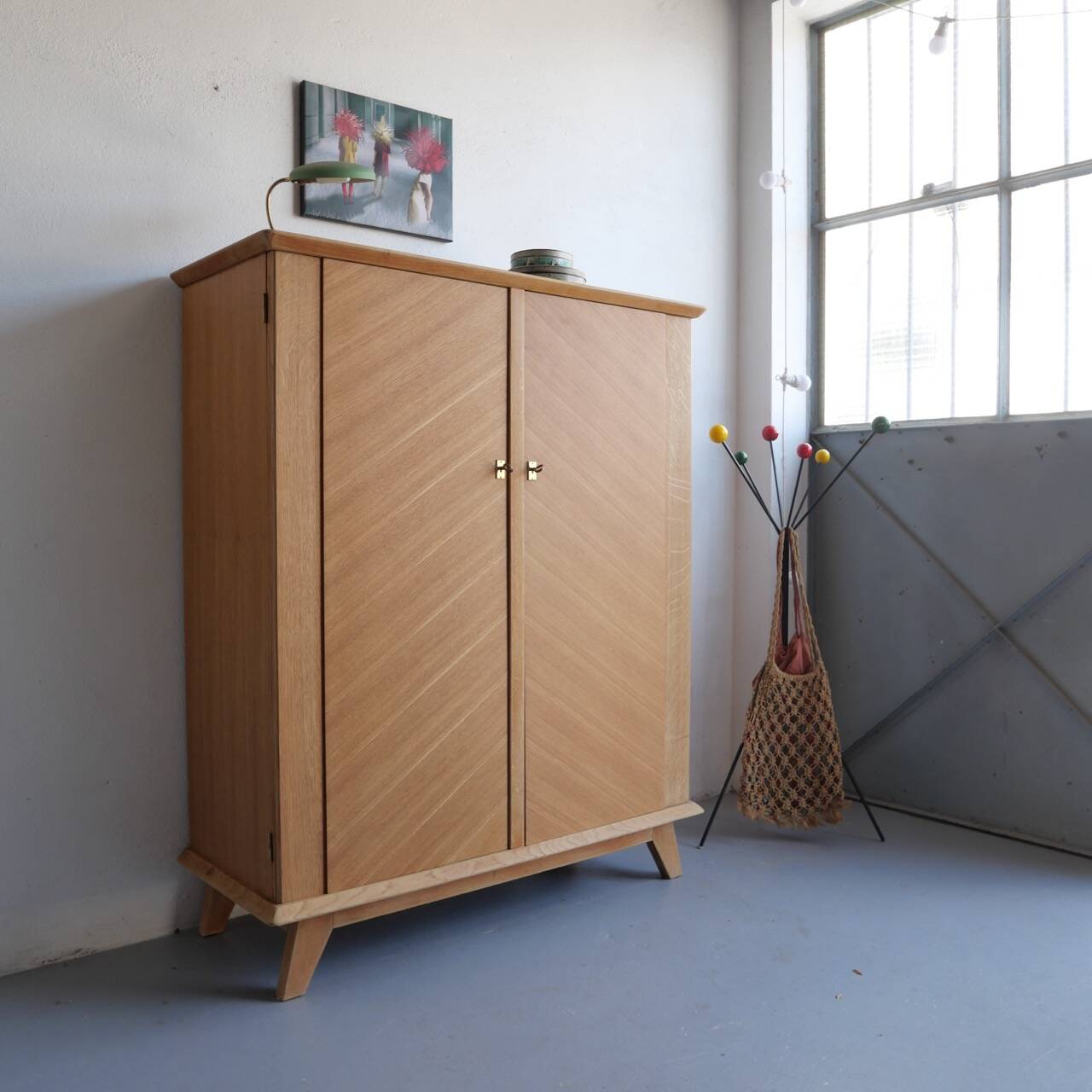 Armoire vintage rénovée 1950