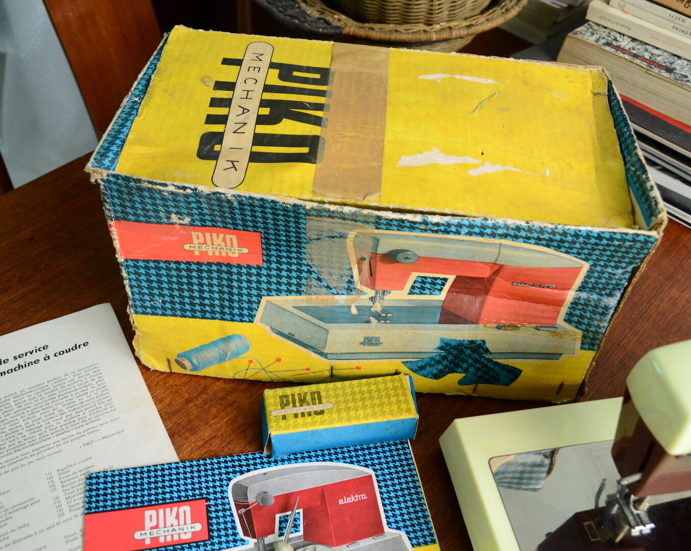 50s elektra Piko toy sewing machine