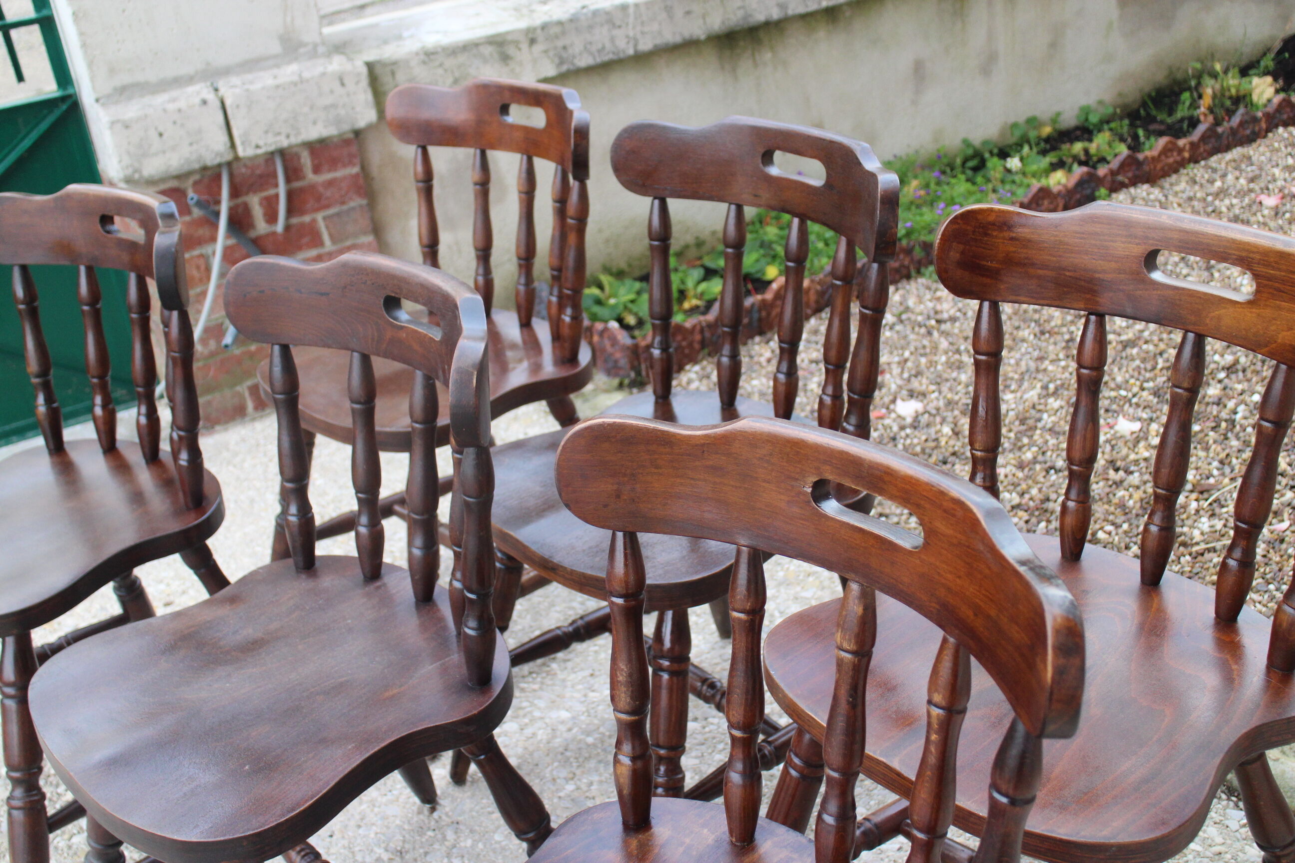 Series of 6 western chairs