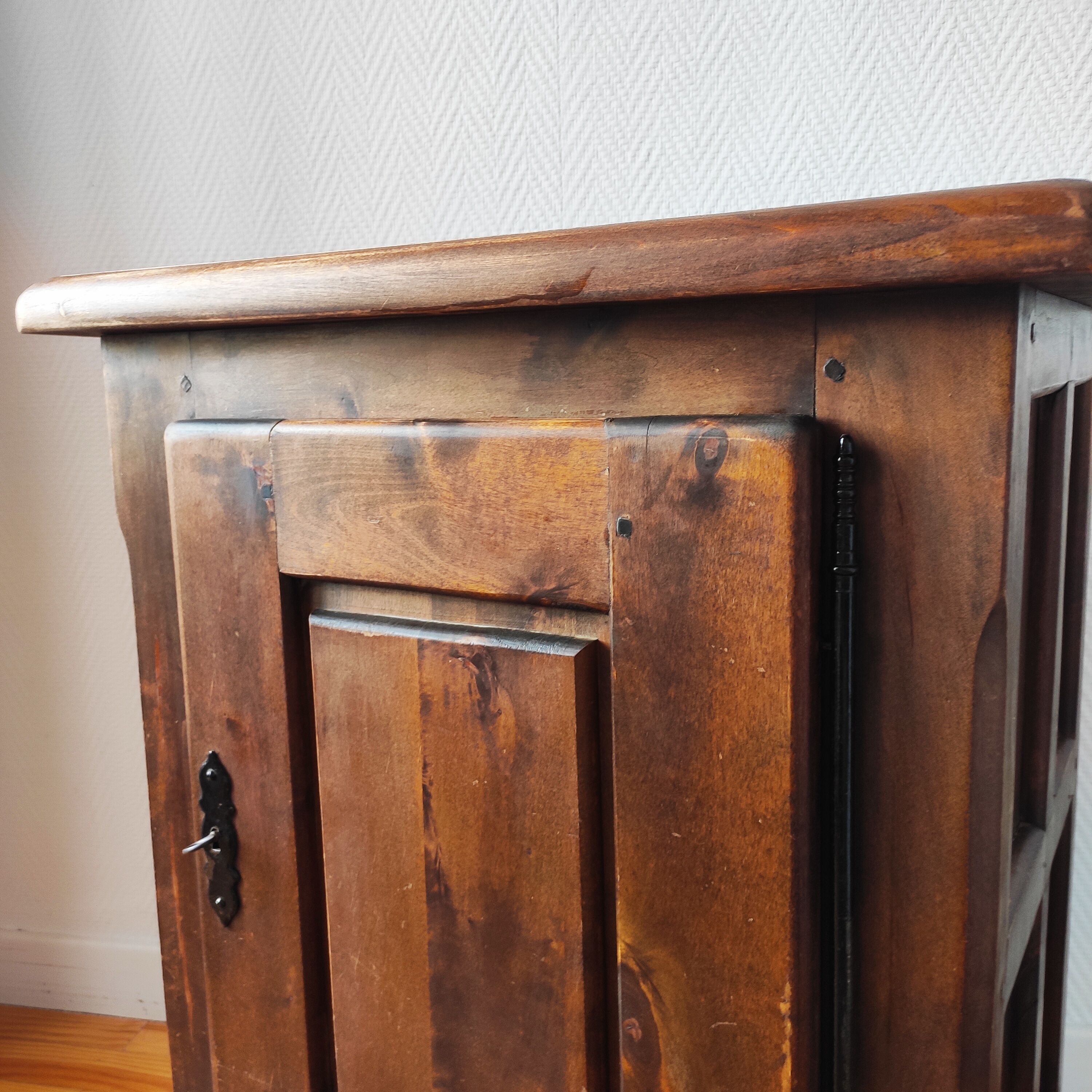 Brutalist jam buffet in solid wood