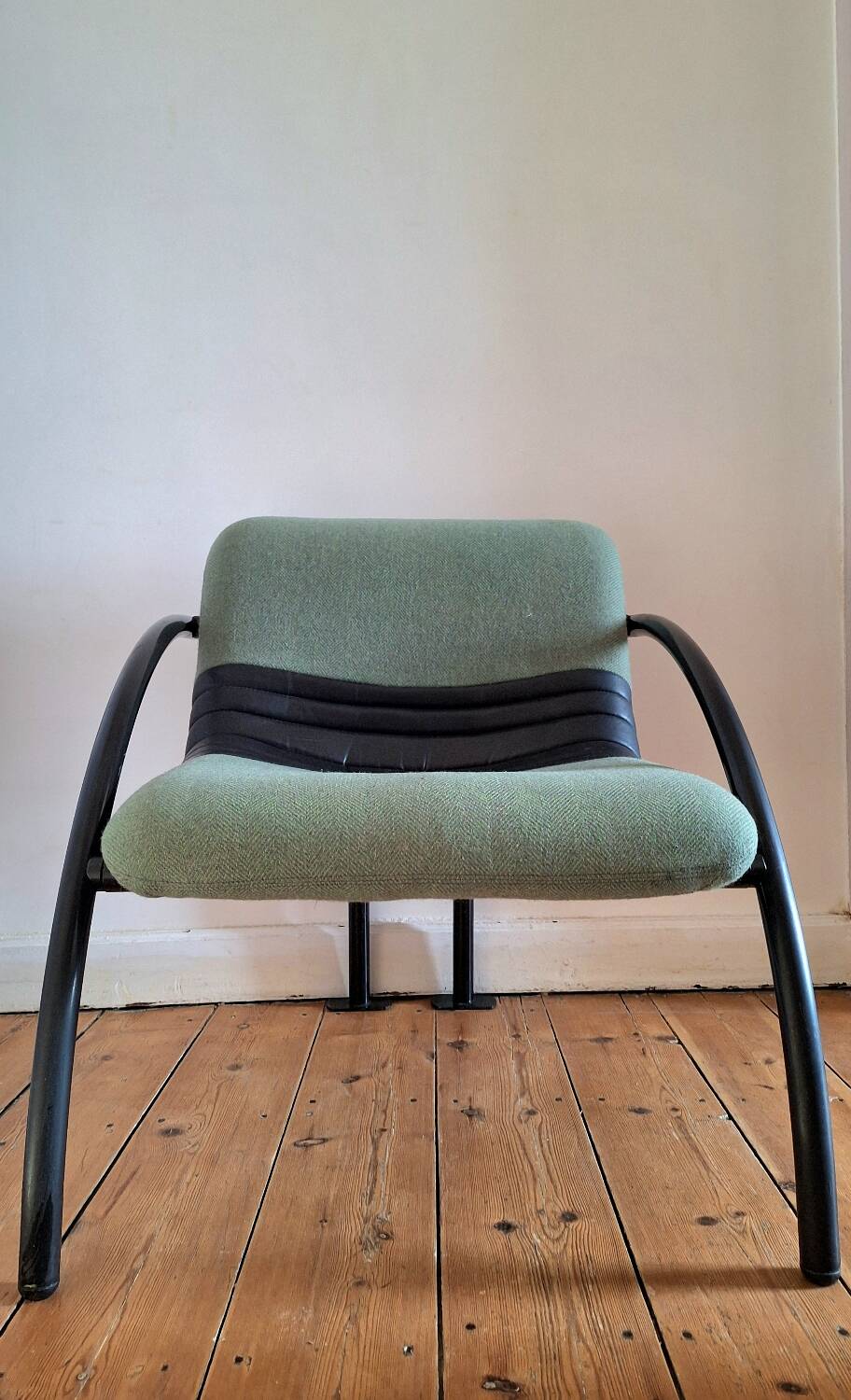 Vintage armchair published by Airborne, designer seating furniture