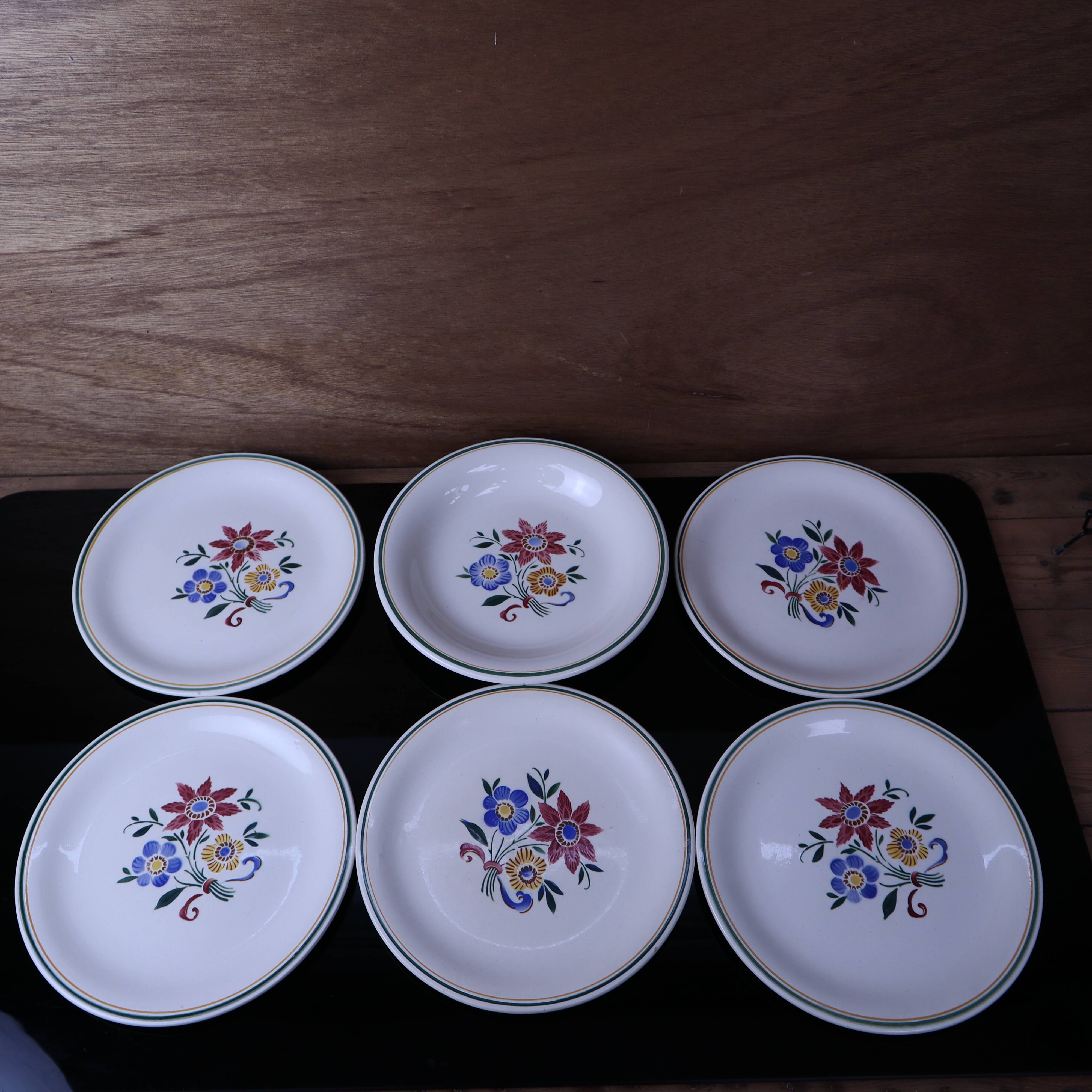 5 flat plates and 1 deep plate Sarreguemines "Dole"