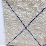 Berber carpet Beni Ouarain with majorelle blue diamonds 250 x 148cm
