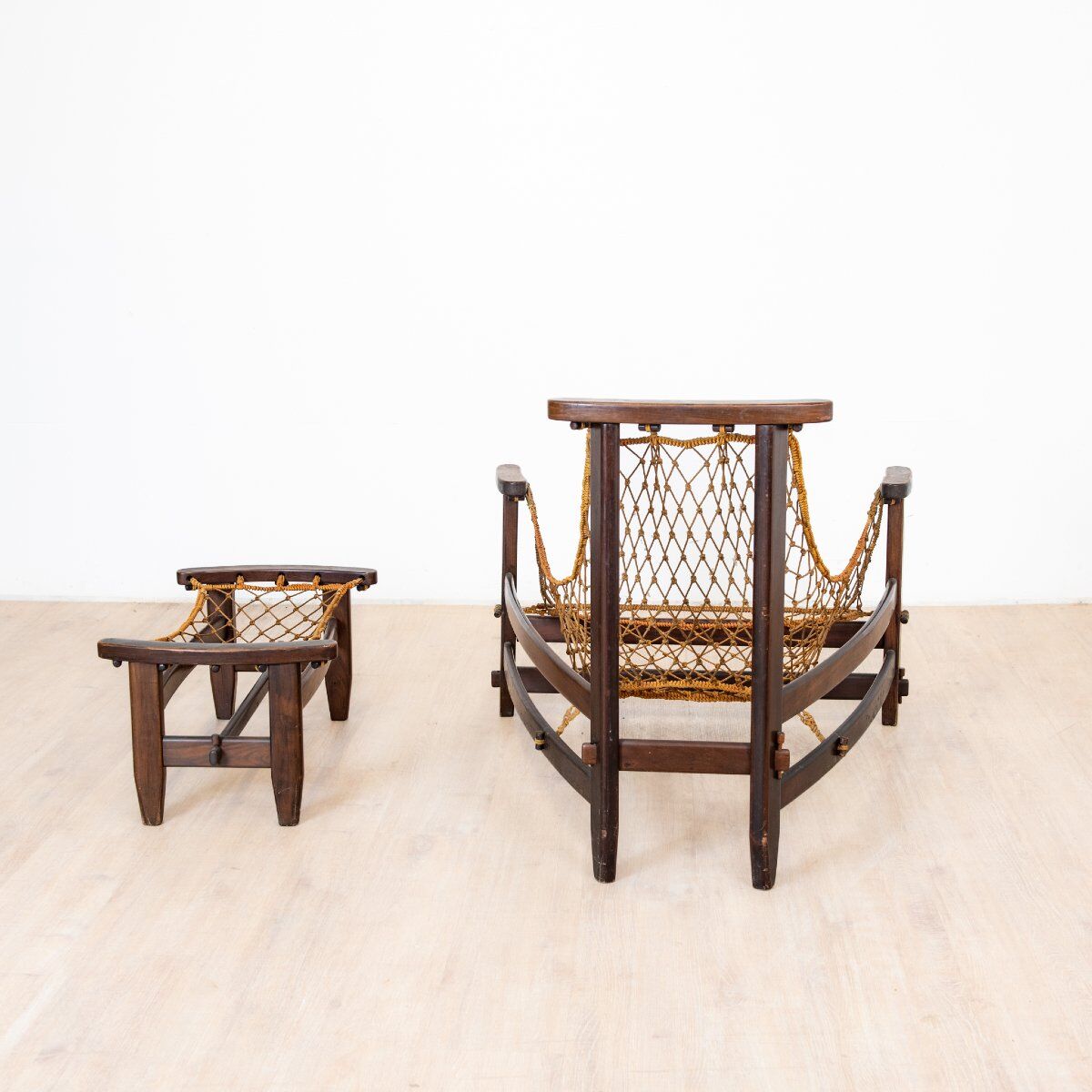fauteuil "jacanda" et Ottomane par Jean Gillon, Brésil, 1960s