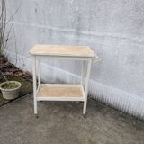 Serving trolley, rolling table