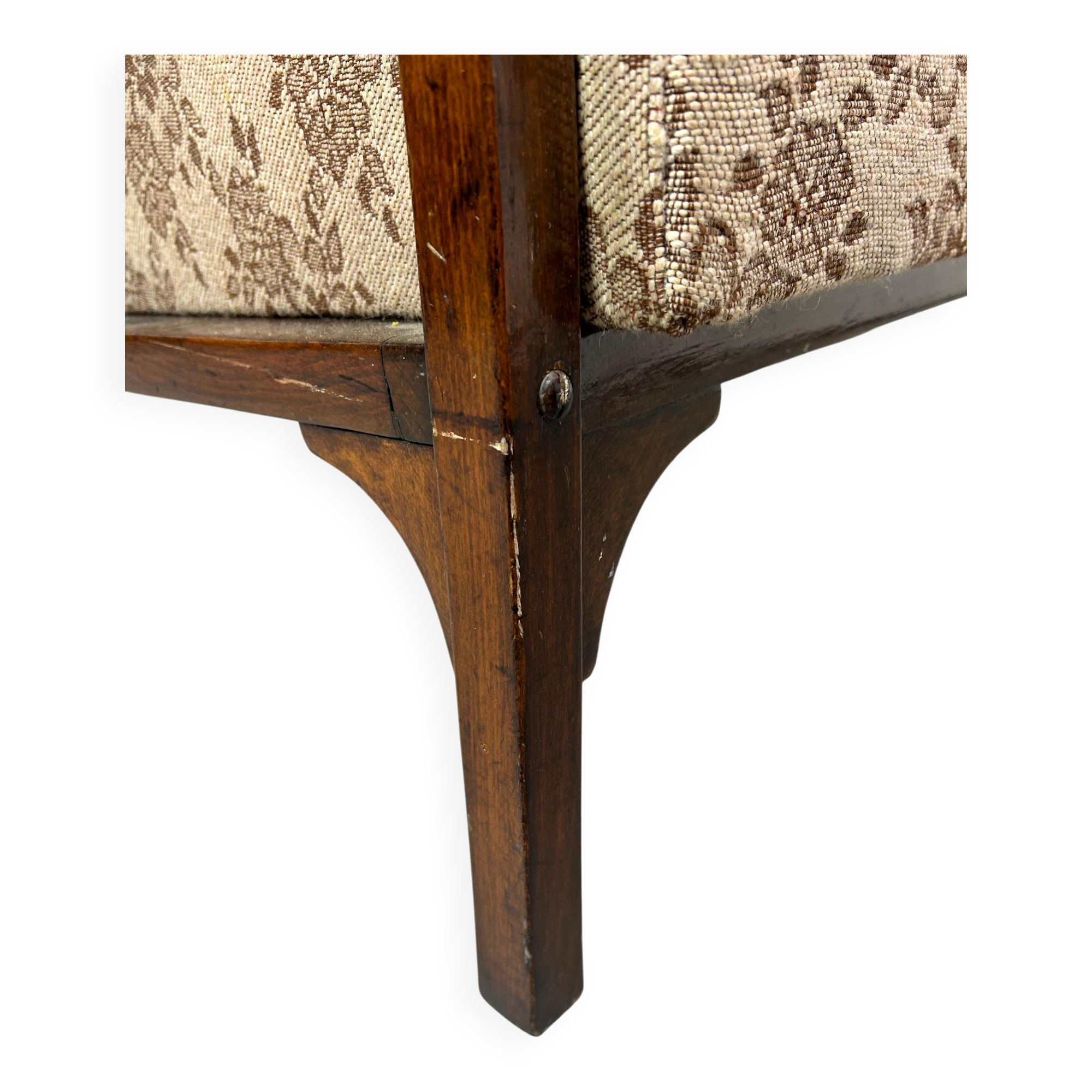 Art Nouveau wing chair no.6542 by Thonet