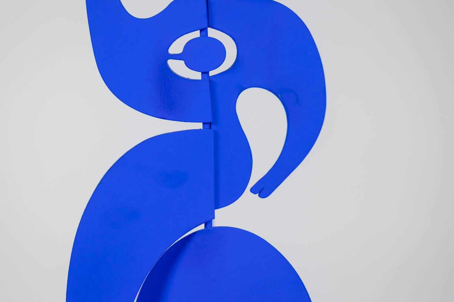 Antonine de Saint Pierre. Blue “Tauride” sculpture. Contemporary.