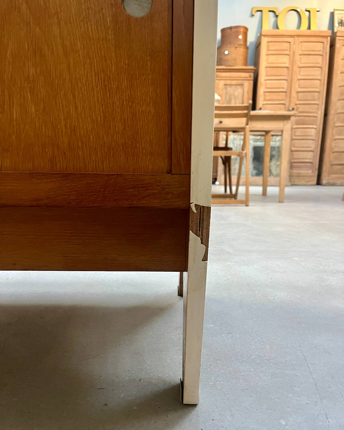 1950s Siegel Paris display counter (renovated)