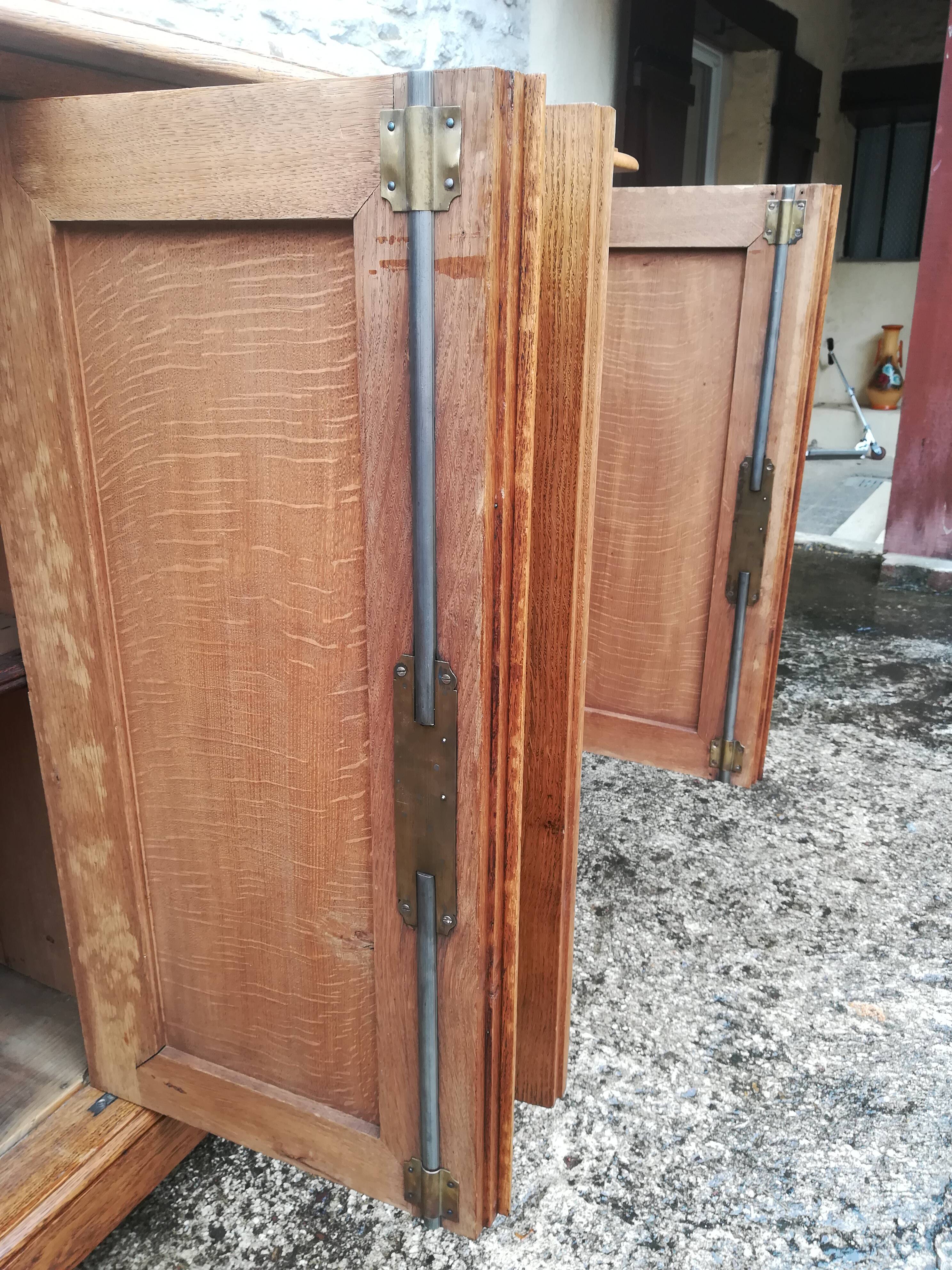 Four-door trade furniture