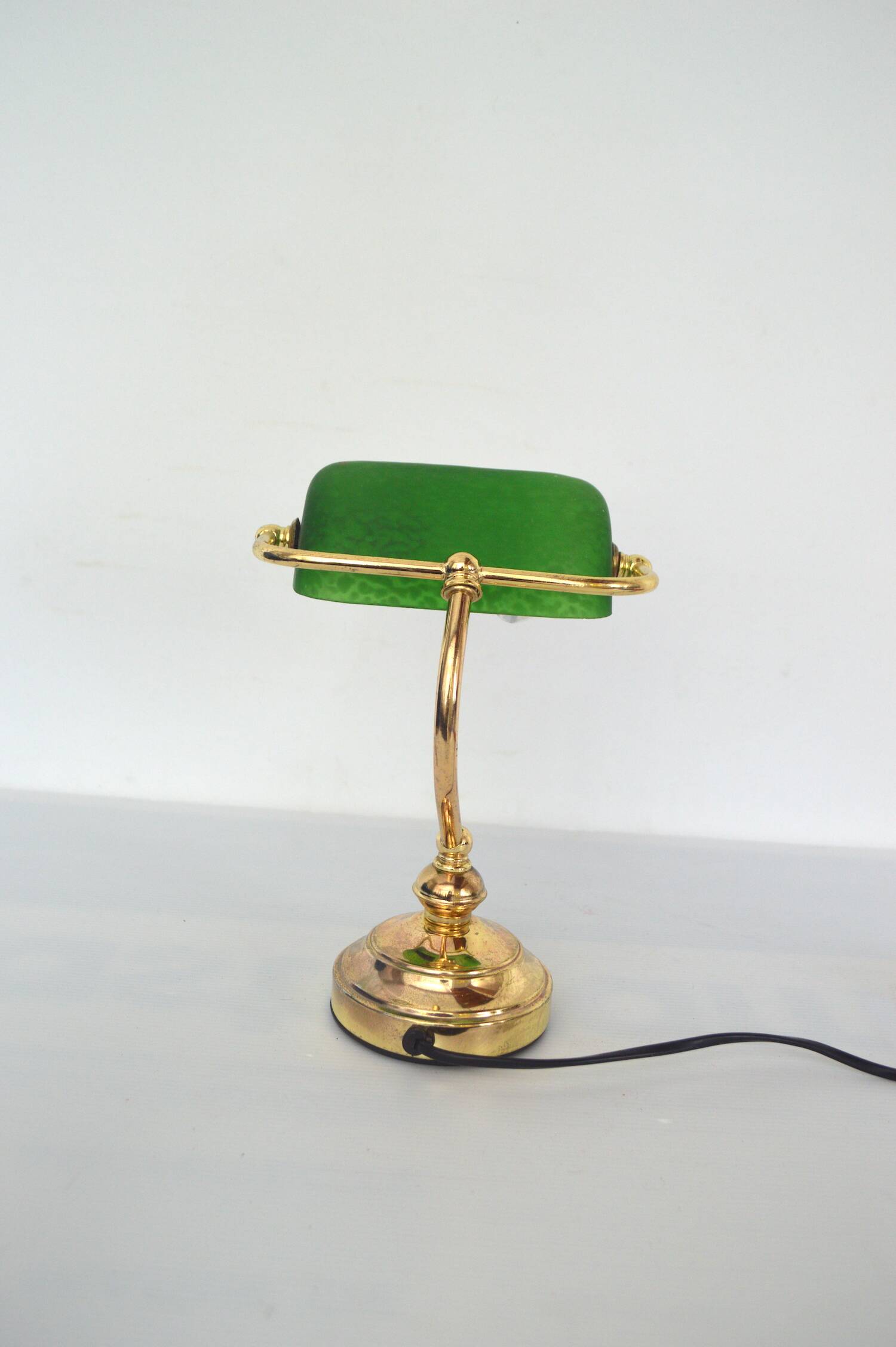 Banker's lamp