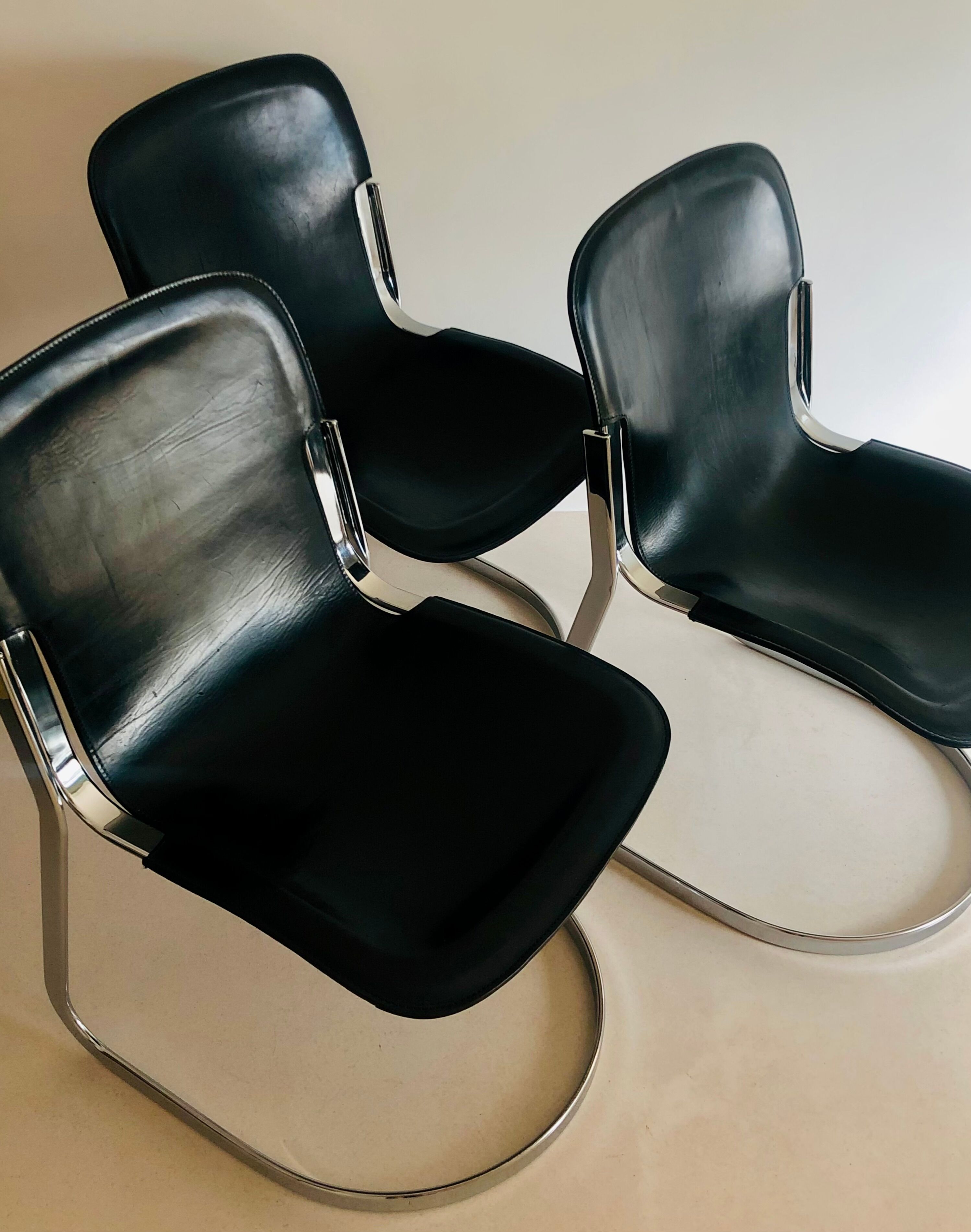 Black leather chair editions Cidue, Italy 70s