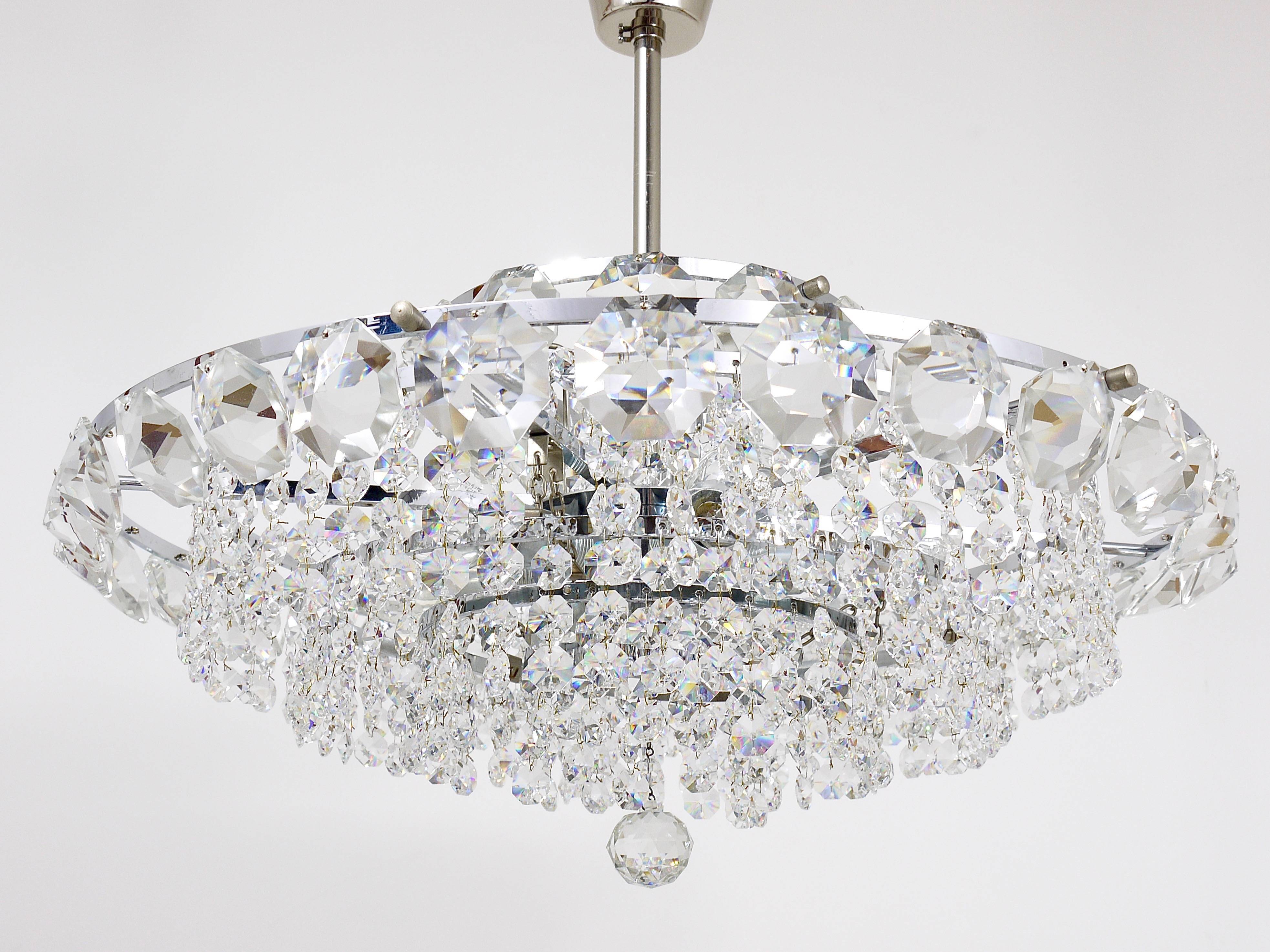 Diamond-cut faceted glass chandelier Bakalowits Vienna, Austria, 1950s