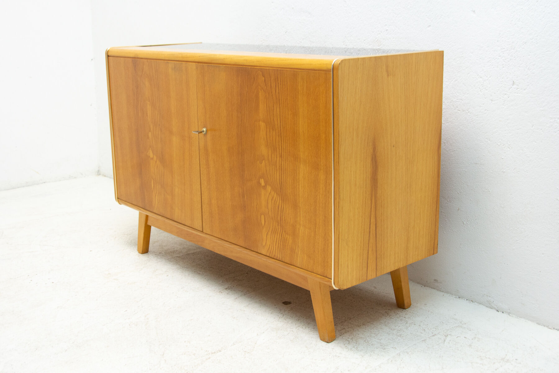 Mid century dresser by Nepožitek & Landsman for Jitona, 1970´s