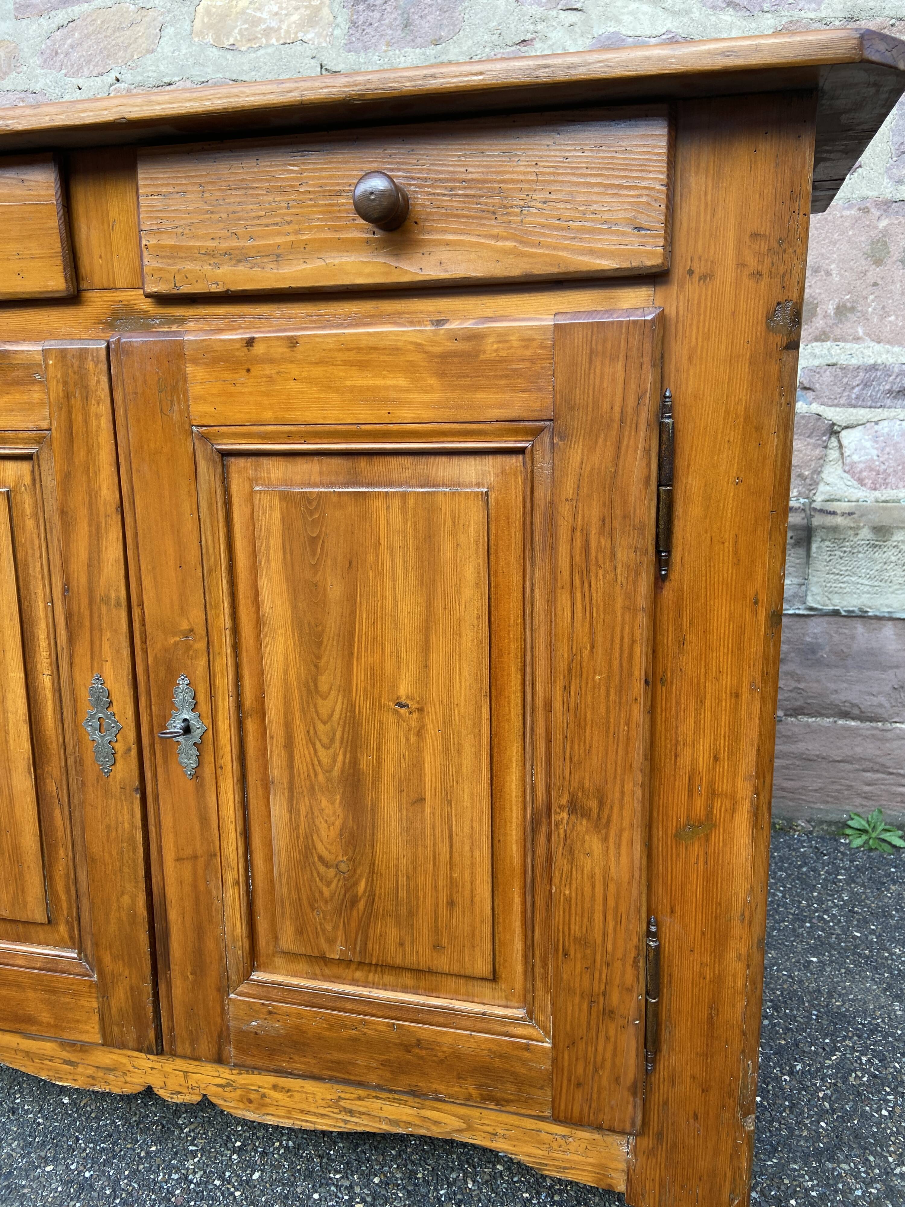 Buffet bas sapin Alsace