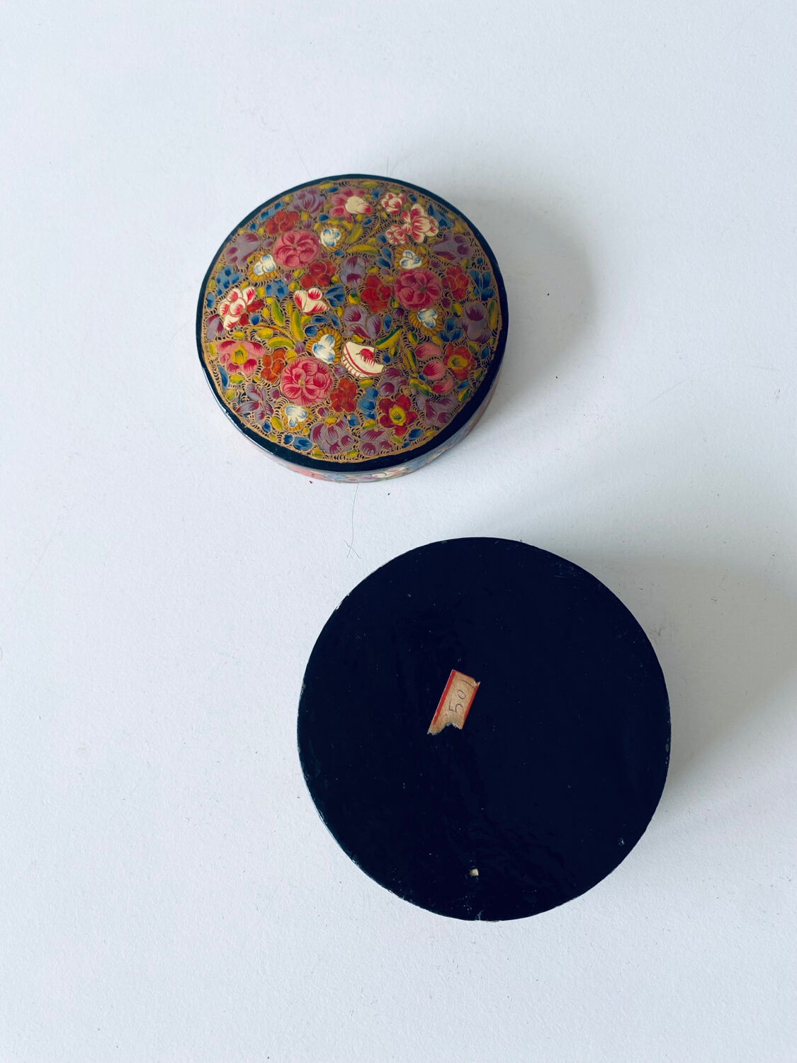 Indian papier-mâché box