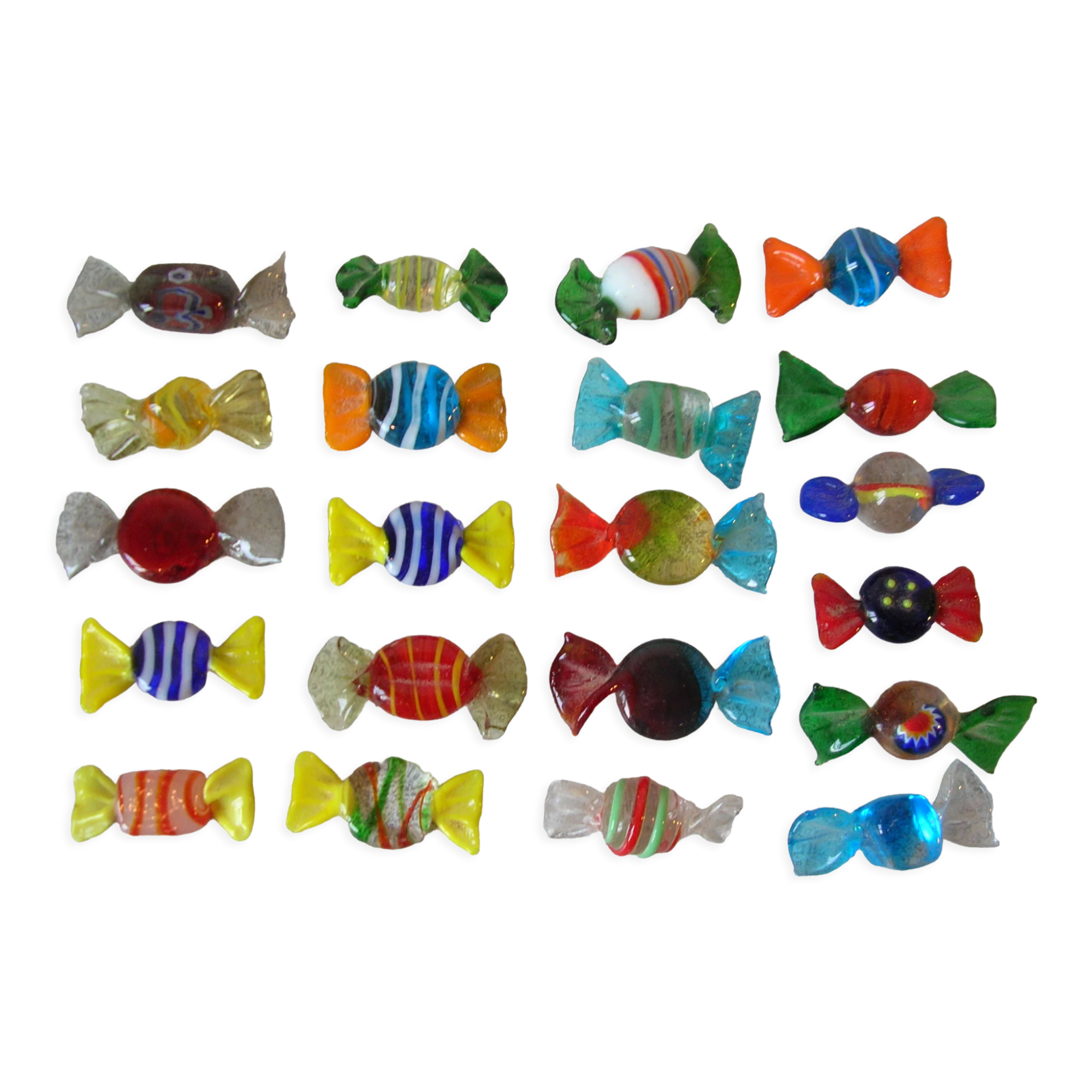 Set of 21 old Murano glass candies knife holders