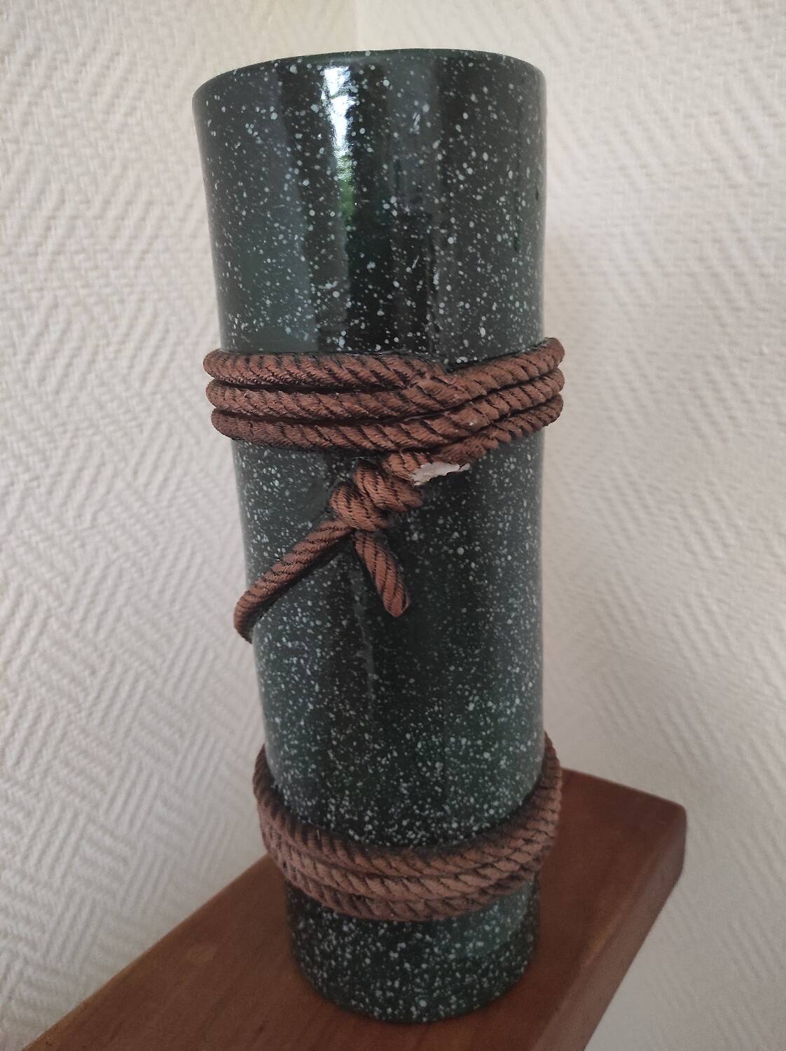 Nautical knot decor vase