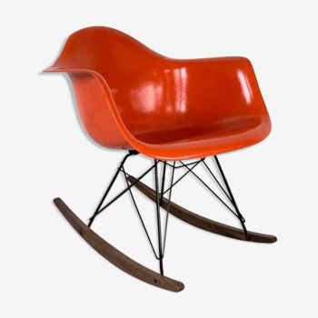 RAR rocking-chair by Charles & Ray Eames for Herman Miller