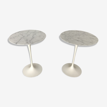 Pair of pedestal table by Eero Saarinen for Knoll international 1970