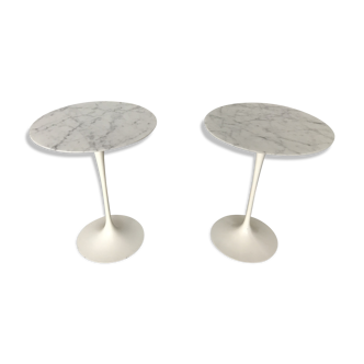 Pair of pedestal table by Eero Saarinen for Knoll international 1970