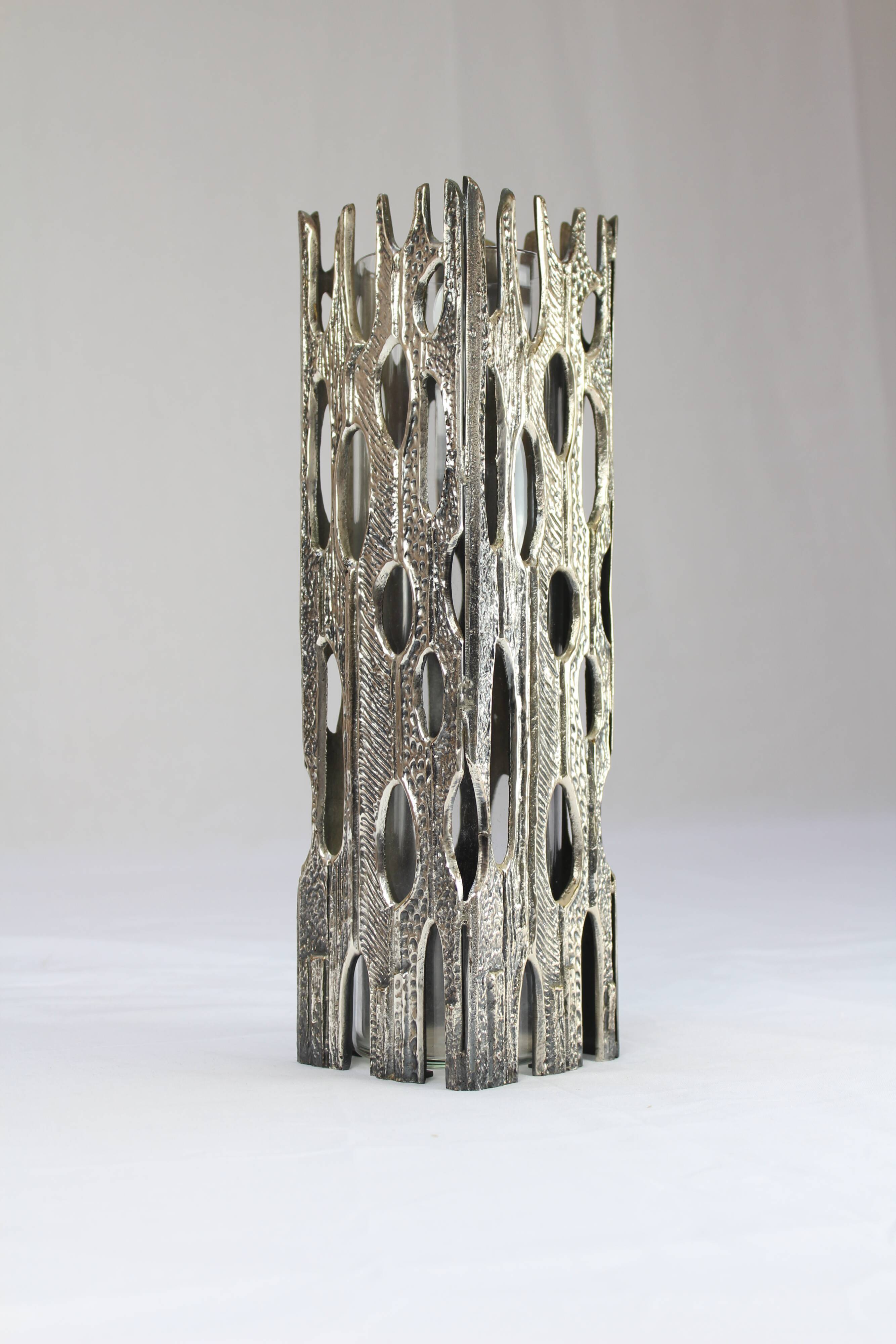 Vase sculpture "Brutalist" in metal with glass vase inside Italy 1970